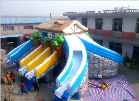 大型水上樂園 水滑梯