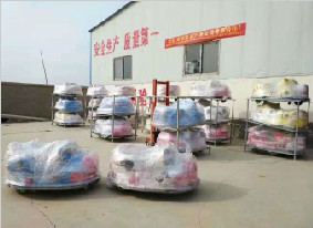 下著雨發貨嘍！同事們辛苦了